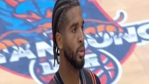 [斯图加特胜奥格斯堡，吉拉西制胜一击]